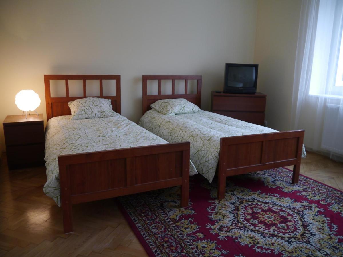 Willa Na Nehringa Poznań Quarto foto